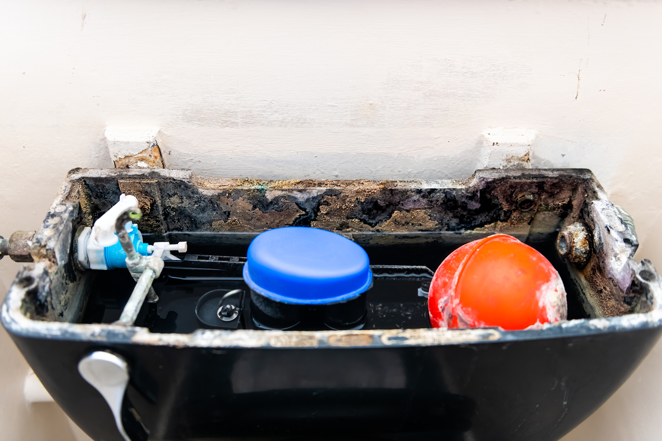 FRP水槽の寿命ってどうなの？ | 有限会社ユーテック